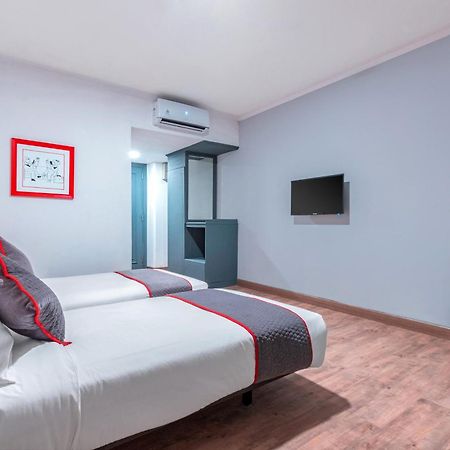 OYO Townhouse 2 Hotel Gunung Sahari Jakarta Exterior foto