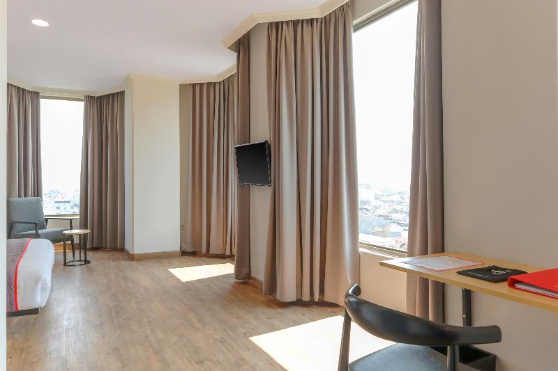 OYO Townhouse 2 Hotel Gunung Sahari Jakarta Exterior foto